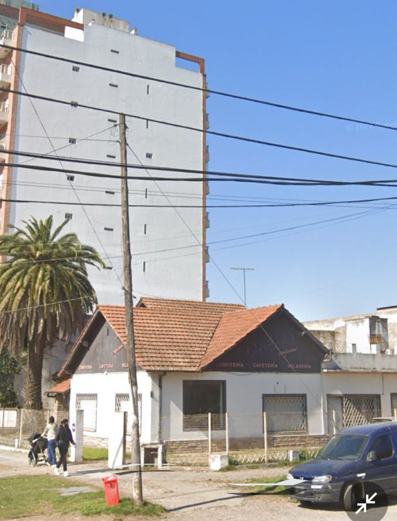 "Oportunidad Inmobiliaria en Microcentro de San Miguel: Chalet Versátil con Potencial Comercial"